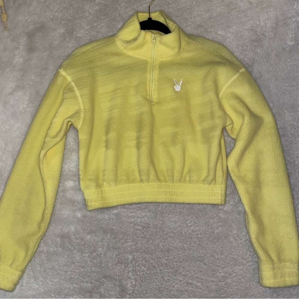Yellow cropped playboy jacket
